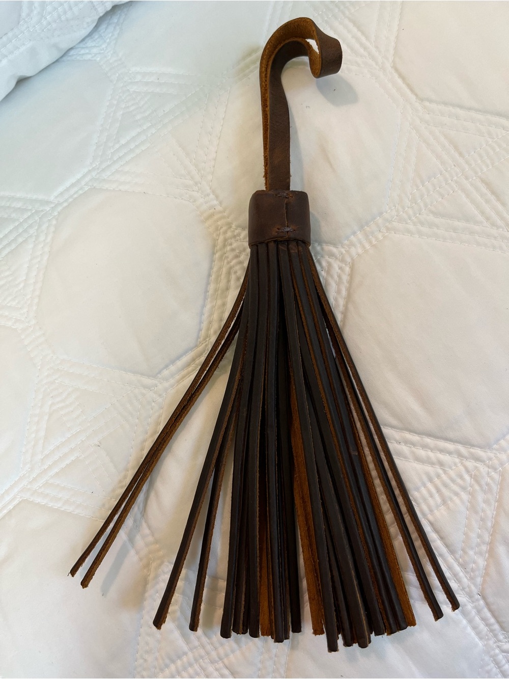 🐻 PLG Canyon Jumbo Tassel - Picture 3 of 4